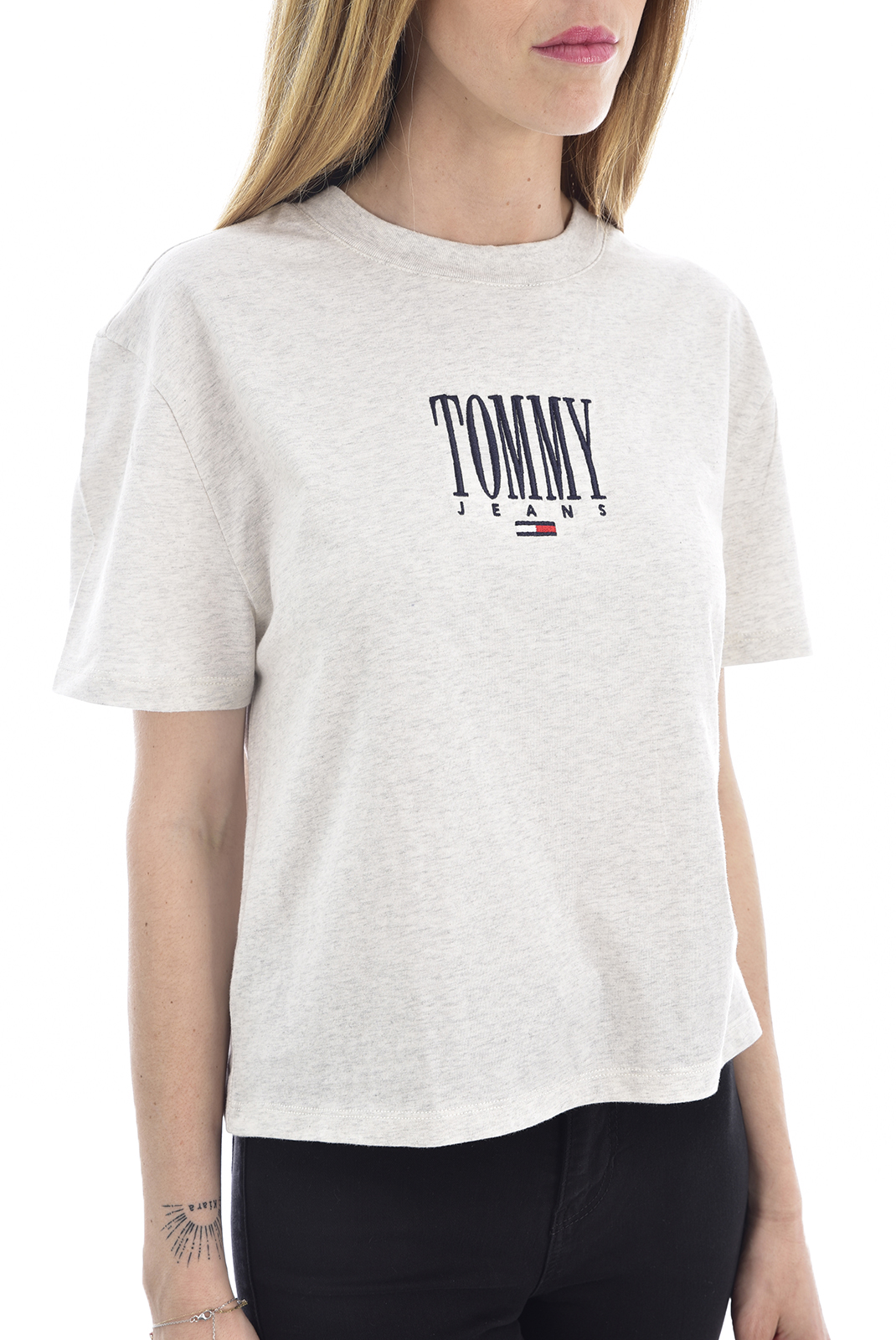 Tommy Jeans Tee-shirt Gris Manches Courtes DW06721 EMBROIDERY